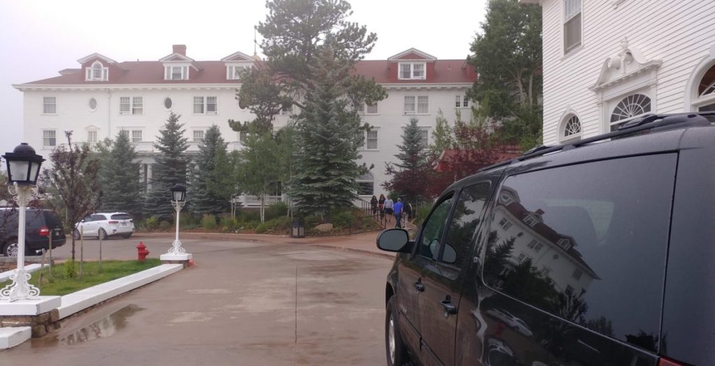 Stanley Hotel Estes Park to Denver Airport (DEN) Transportation