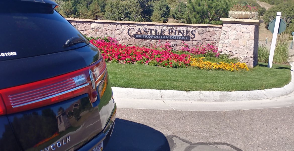 Denver Airport to Castle Pines Private Car. Lincoln Town Car, Airport Shuttle