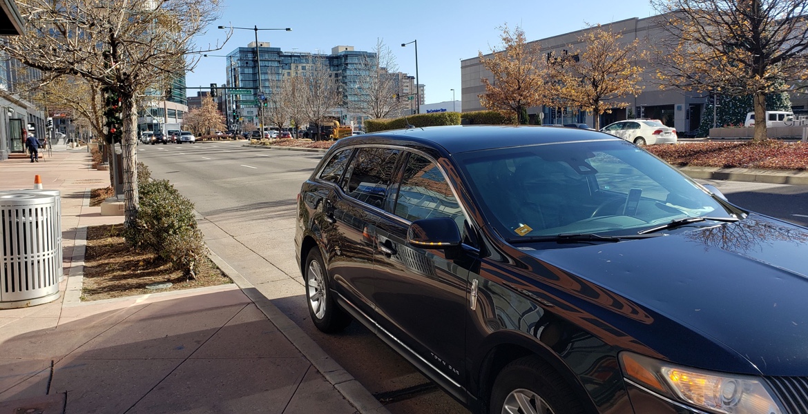 Denver Airport to Cherry Creek Lincoln town car